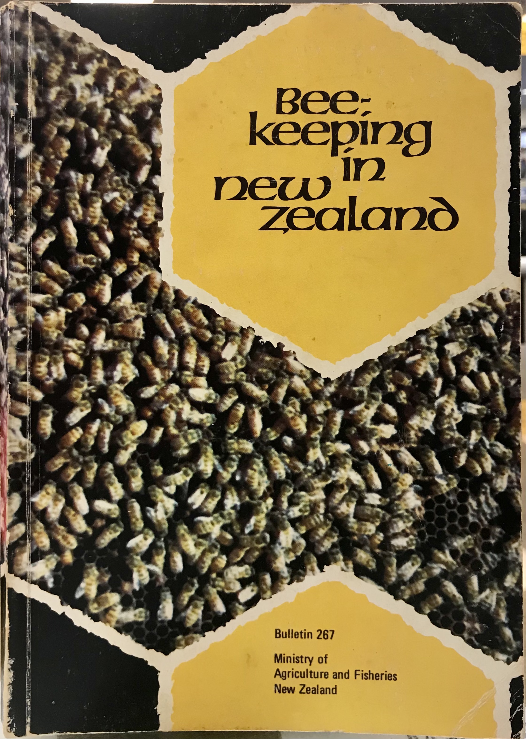 Beekeeping in New Zealand - Winter, T S