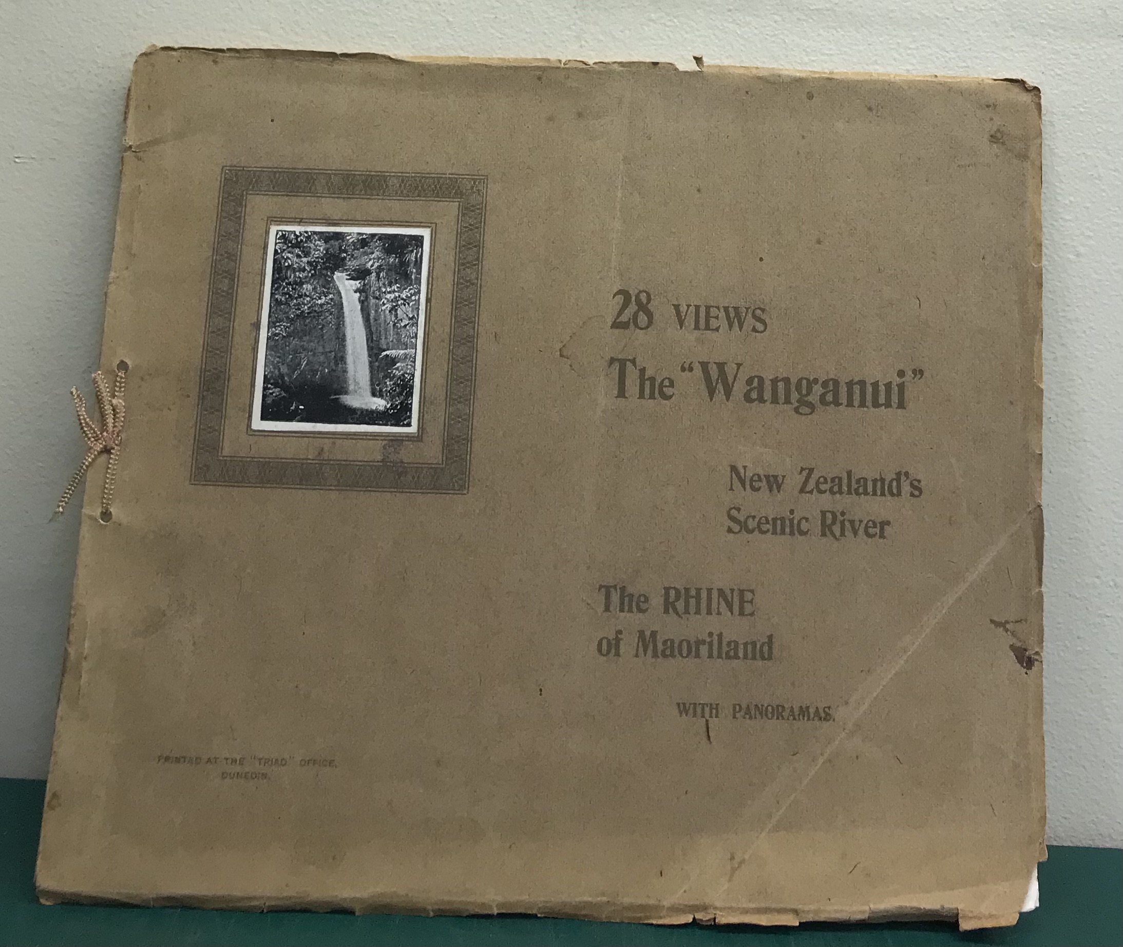 28 Views - The Wanganui - NZ's Scenic River - The Rhine of Maoriland - With Panoramas - A Hatrick & Co